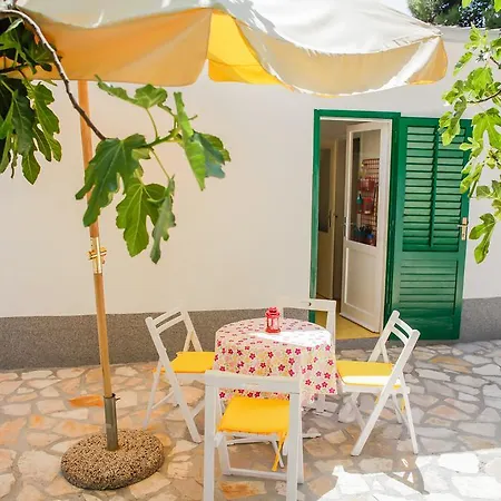 Ii House For Rest
