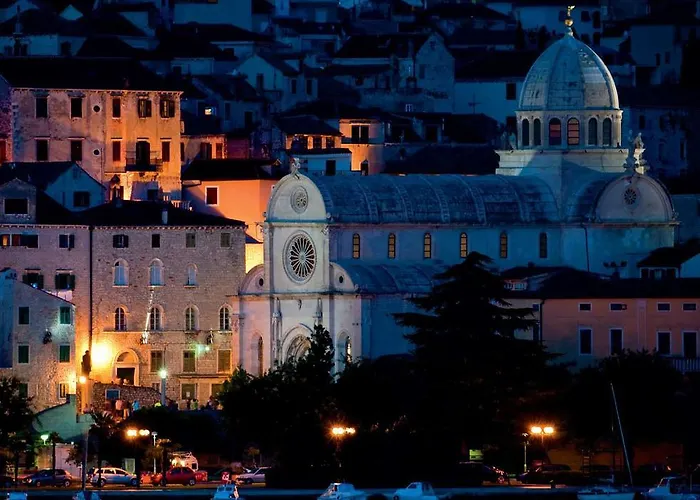 Ii House For Rest Holiday home Jadrija